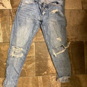 Distressed Light Blue Ankle Jeans